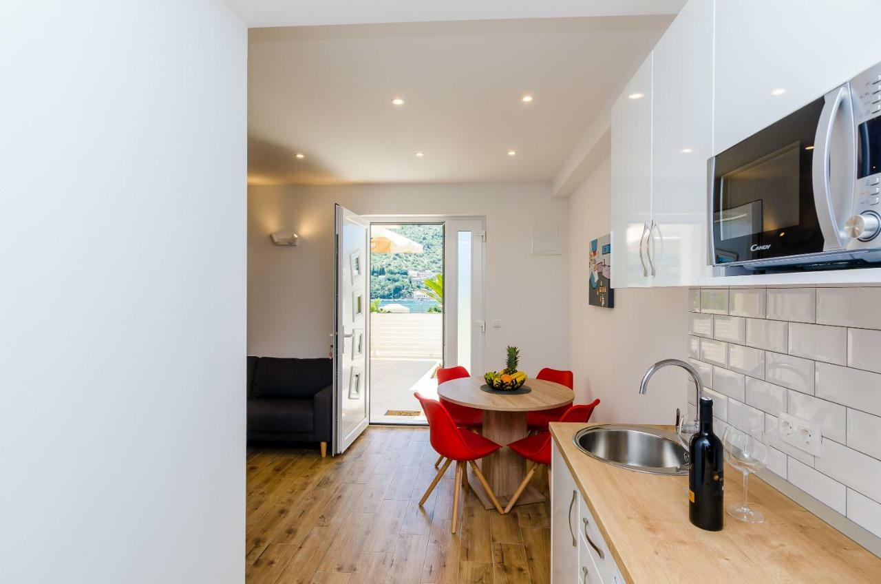Apartment Moon River Mokosica Bagian luar foto