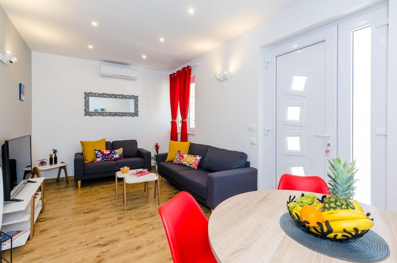Apartment Moon River Mokosica Bagian luar foto